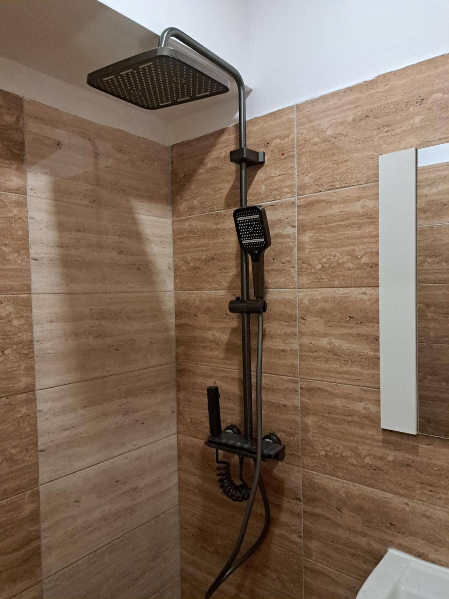 Regim Hotelier Pietonala 오라데아 외부 사진